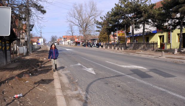 АПЕЛ МЕШТАНА СТЕПОЈЕВЦА: Ибарску морамо да претрчавамо, надлежни да омогуће безбедно кретање